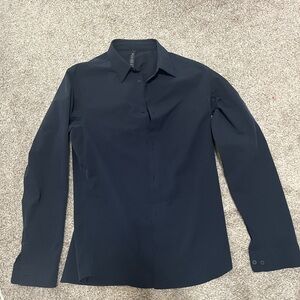 Lululemon Athletica Blue Casual Button Down Shirt